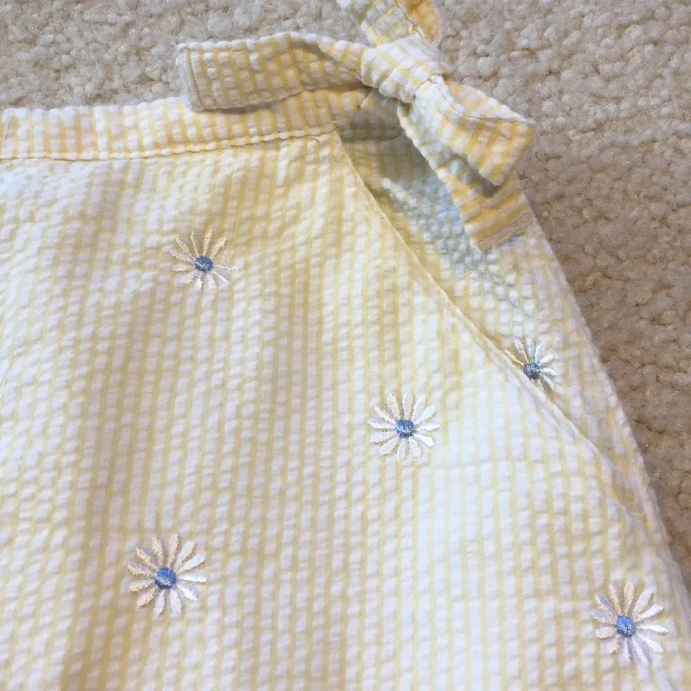NWOT GAP seersucker skirt and bandana
